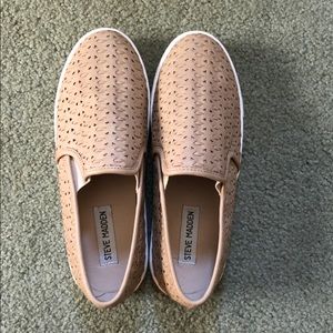 Steve Madden Slip On Sneaker